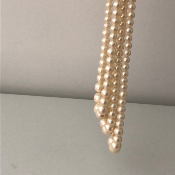 VINTAGE PEARL 3 STRAND IVORY PEARL NECKLACE - Picture 3 of 8